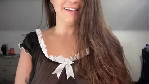 Crystal online show from 11.23.25