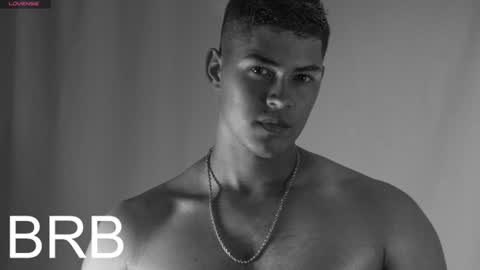 Dylan  independent model  online show from 06.24.26