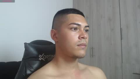Dylan  independent model  online show from 06.29.26