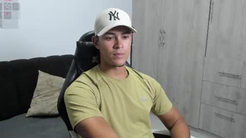Dylan  independent model  online show from 07.25.26