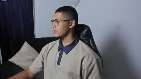 Dylan  independent model  online show from 07.30.26