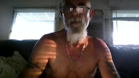 Snapshot of iamgoat_69 chatting on 06.24.26 Goat Lulu Elektra online show from 06.24.26