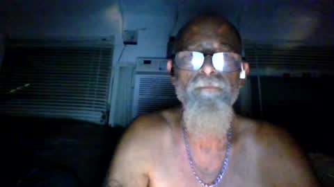 Snapshot of iamgoat_69 chatting on 06.27.26 Goat Lulu Elektra online show from 06.27.26
