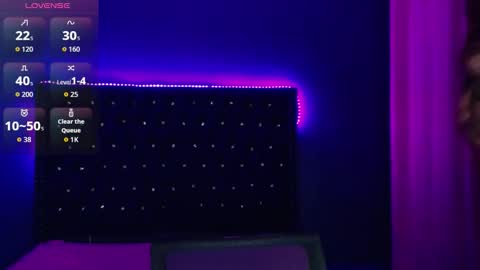 Snapshot of iamgrace chatting on 10.05.25 Grace online show from 10.05.25