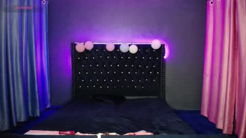 Snapshot of iamgrace chatting on 11.06.25 Grace online show from 11.06.25