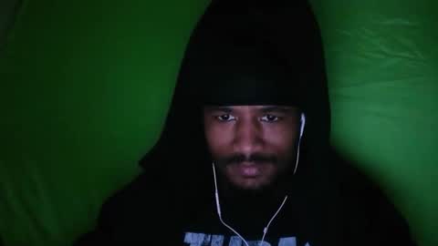 Snapshot of iamjohnny4u chatting on 12.14.25 iamjohnny4u online show from 12.14.25