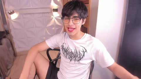 Snapshot of iamjuanjoc chatting on 05.16.26 iamjuanjoc online show from 05.16.26