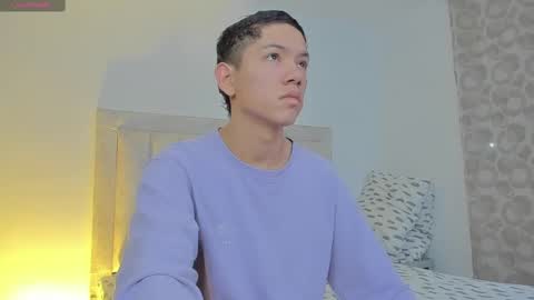 Juliiiiian online show from 03.06.25