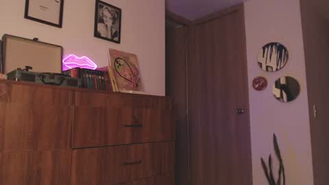 Julieta online show from 01.13.25