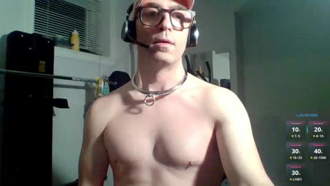 Snapshot of iamlistening chatting on 02.23.25 sissy slut online show from 02.23.25