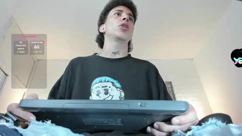 Snapshot of iammariano chatting on 12.02.25 Mariano online show from 12.02.25