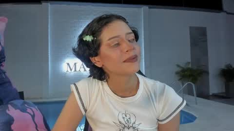 Nayuta online show from 06.07.26