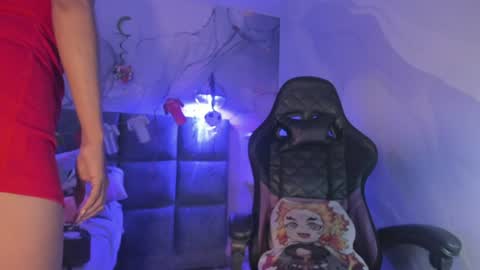 Nayuta online show from 07.06.26