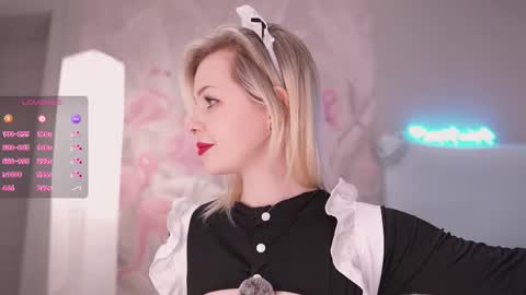 Nina  online show from 10.31.25