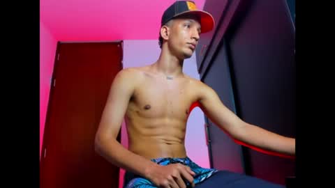 iamricardo_x online show from 07.01.26
