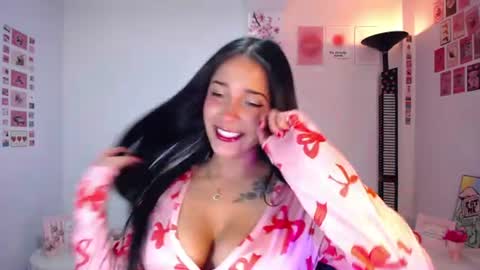 Camila online show from 06.21.26
