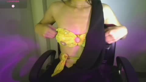 hainnahh online show from 11.29.25