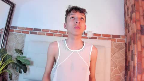 Snapshot of iamthiagox chatting on 01.20.25 Thiago online show from 01.20.25