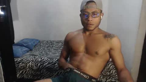 Snapshot of ian_tuner chatting on 03.22.26 ian_tuner online show from 03.22.26