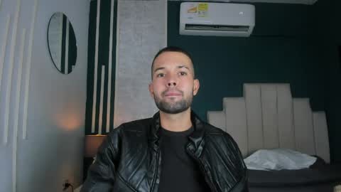 Ian online show from 04.30.26