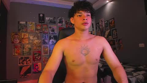 Snapshot of ian_versace chatting on 12.10.24 Andres online show from 12.10.24