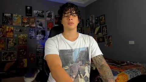 Snapshot of ian_versace chatting on 10.17.25 Andres online show from 10.17.25