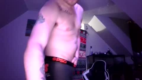 Snapshot of ianrobbins6 chatting on 01.08.26 ianrobbins6 online show from 01.08.26