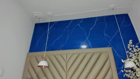 ibbie_ online show from 12.20.25