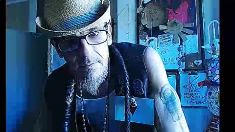 Snapshot of ibpms247 chatting on 01.01.25 PMS online show from 01.01.25