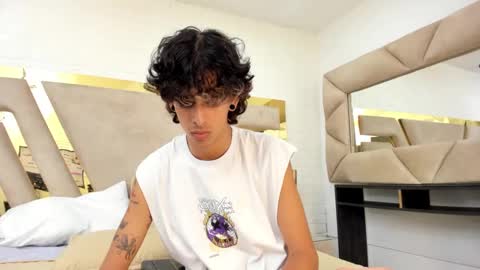Snapshot of ibratxandy chatting on 09.16.25 ibratxandy online show from 09.16.25