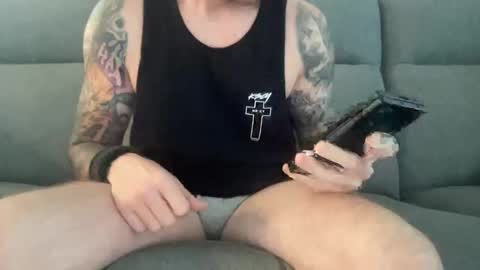 Snapshot of ic987 chatting on 01.24.25 ic987 online show from 01.24.25