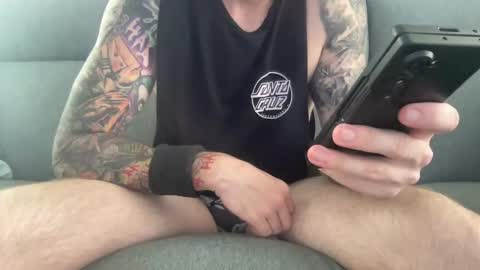 Snapshot of ic987 chatting on 01.26.25 ic987 online show from 01.26.25