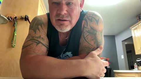 icanmakeyousquirt69 online show from 05.27.26