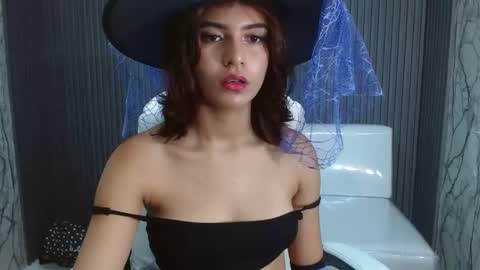 Snapshot of ice_199 chatting on 10.31.25 ice_199 online show from 10.31.25