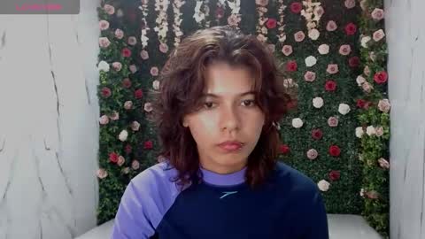 Snapshot of ice_199 chatting on 11.12.25 ice_199 online show from 11.12.25