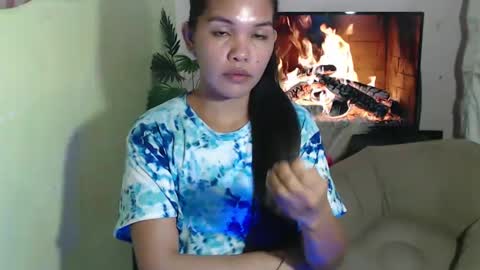 Snapshot of ice_creamyummy25 chatting on 02.21.25 im NORMA online show from 02.21.25
