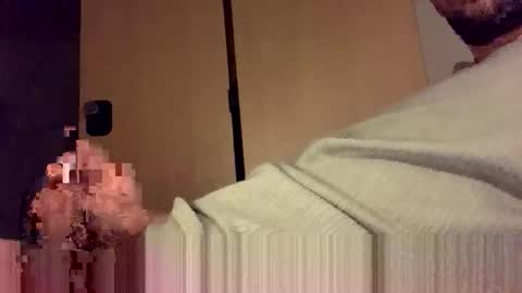 Snapshot of ice_o_later98 chatting on 12.16.25 ice_o_later98 online show from 12.16.25