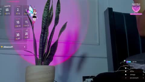 Snapshot of ice_princess__ chatting on 09.30.25 Crystall online show from 09.30.25