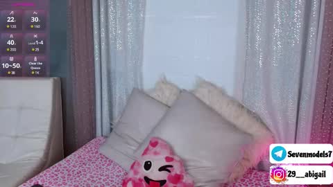 ice_y_abigail online show from 03.10.25