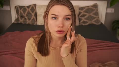 Danielle online show from 12.08.24