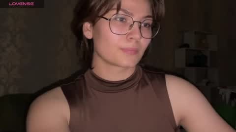 Snapshot of iceeheart chatting on 07.23.26 Ksenia online show from 07.23.26