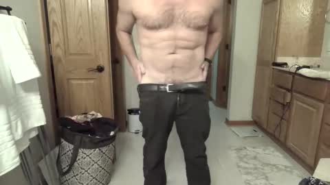 Snapshot of icelandicpimp42 chatting on 12.19.25 icelandicpimp42 online show from 12.19.25