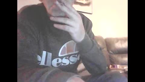 Snapshot of icemandude chatting on 11.29.25 icemandude online show from 11.29.25