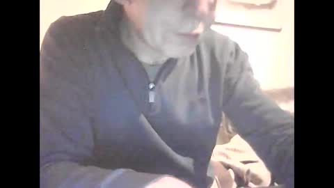 Snapshot of icemandude chatting on 02.21.26 icemandude online show from 02.21.26