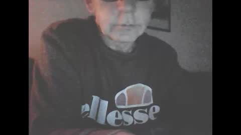 Snapshot of icemandude chatting on 03.15.26 icemandude online show from 03.15.26