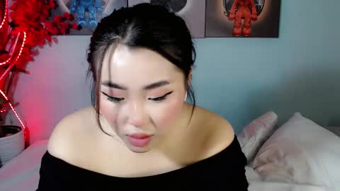 Snapshot of ichiben chatting on 03.05.25 ichiben online show from 03.05.25