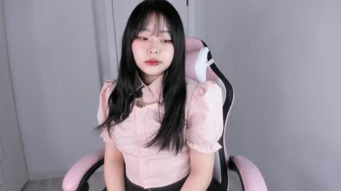 Snapshot of ichigo_o chatting on 01.18.25 Hitomi   online show from 01.18.25