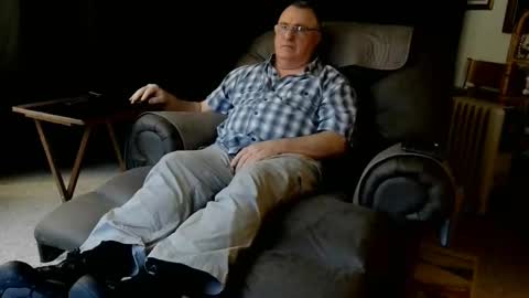 Christopher online show from 12.15.25