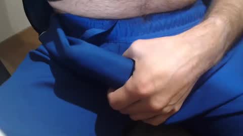 Snapshot of icky_thumps chatting on 12.08.24 icky_thumps online show from 12.08.24