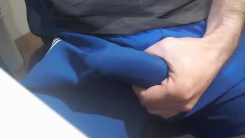 Snapshot of icky_thumps chatting on 12.24.24 icky_thumps online show from 12.24.24